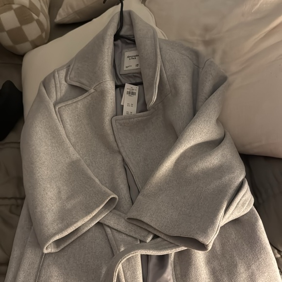 Abercrombie Coat - Picture 5 of 8
